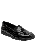 mocasín negro cuero mujer perfecto para combinar con pantalones de tela