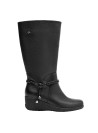 Calzado urbano negro de mujer, elaborado en cuero, ideal para combinar con vestidos o jeans.