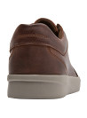 Calzado casual en color moro para hombre, confeccionado en cuero, perfecto para el día a día.