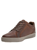 Zapatillas de cuero color moro para hombre, estilo casual, ideales para actividades urbanas.