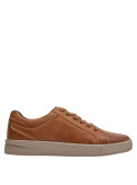Calzado casual camel de cuero para hombre, cómodo y transpirable, recomendado para el día a día.