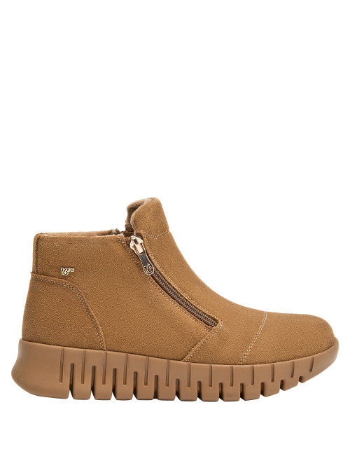 Botín casual de cuero camel para mujer, recomendado para combinar con jeans o vestidos.