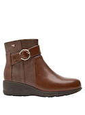 Botines cuña sintético café mujer, diseñados para brindar confort y estilo en el día a día.