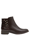 mujer botines de cuero suave color moro, con taco plano de 2.5 cm, recomendados para confort diario