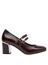 Zapatos burdeos de cuero con tacón bloque, perfectos para ocasiones especiales y reuniones.