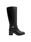 Botas de cuero negro para mujer, estilo casual, forradas en material mesh para mayor confort.