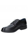 Elegante zapato de vestir negro de cuero para hombre, cómodo y estiloso.