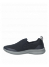calzado urbano azul para hombre, combina malla y material sintético, ofrece comodidad y estilo.